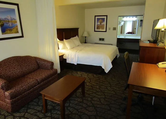 Western Dunmar Hotel 3*